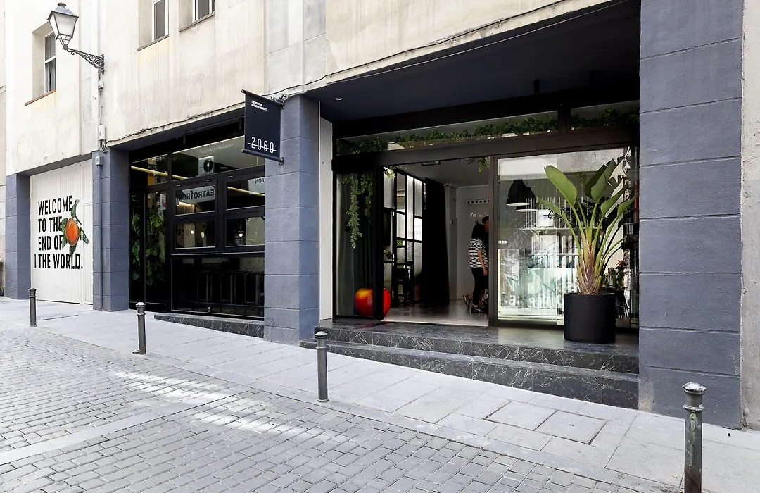 2060 The Newton Hostel-1